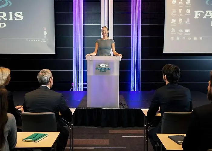 Semesteranläggning (resort) Farris Bad 4*